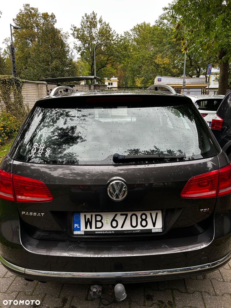 Volkswagen Passat 1.8 TSI Highline - 24