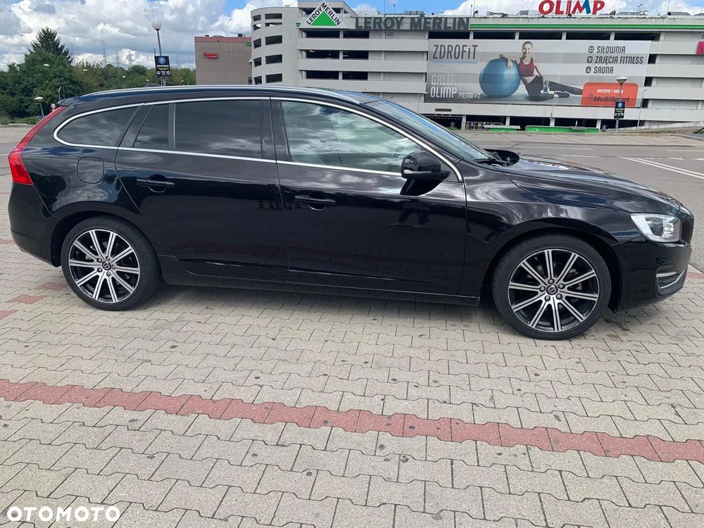 Volvo V60 T5 Geartronic Momentum - 7