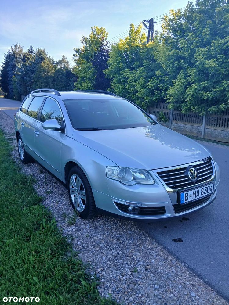 Volkswagen Passat - 4