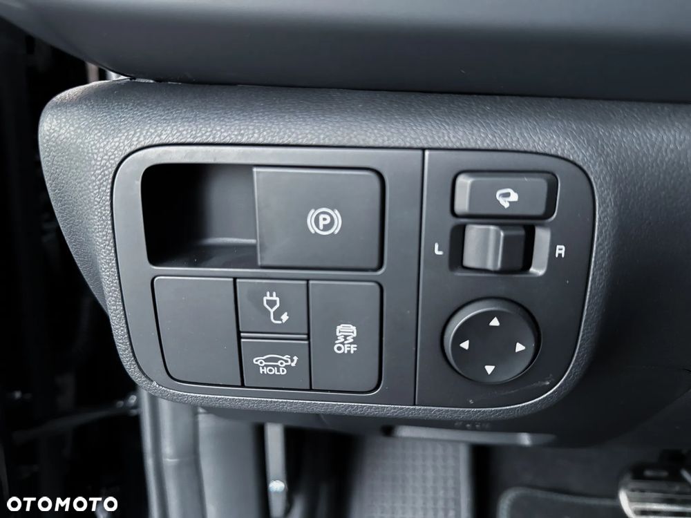 Hyundai IONIQ 6 77kWh Black Edition - 23