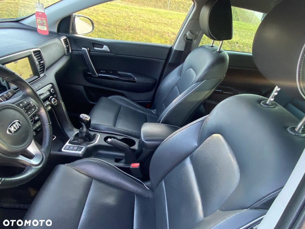 Kia Sportage 1.6 GDI 2WD Dream-Team Edition - 22