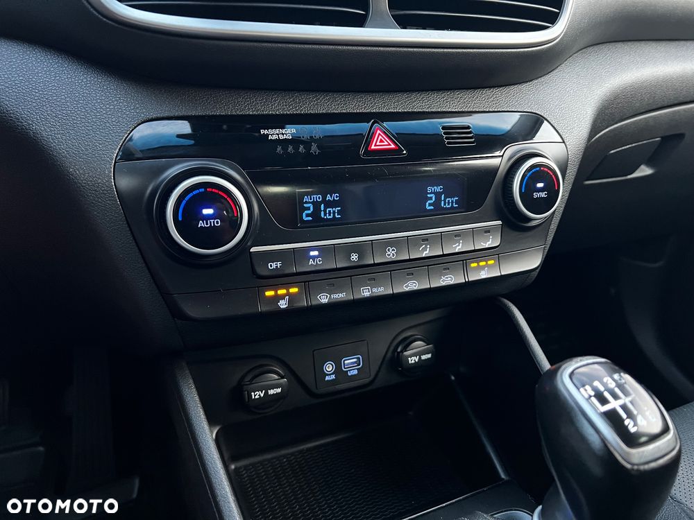 Hyundai Tucson blue 1.6 GDi 2WD Navi - 25