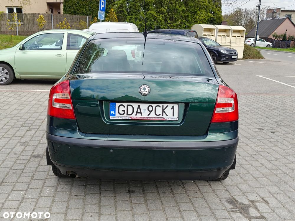 Skoda Superb 2.0 Prestige - 9
