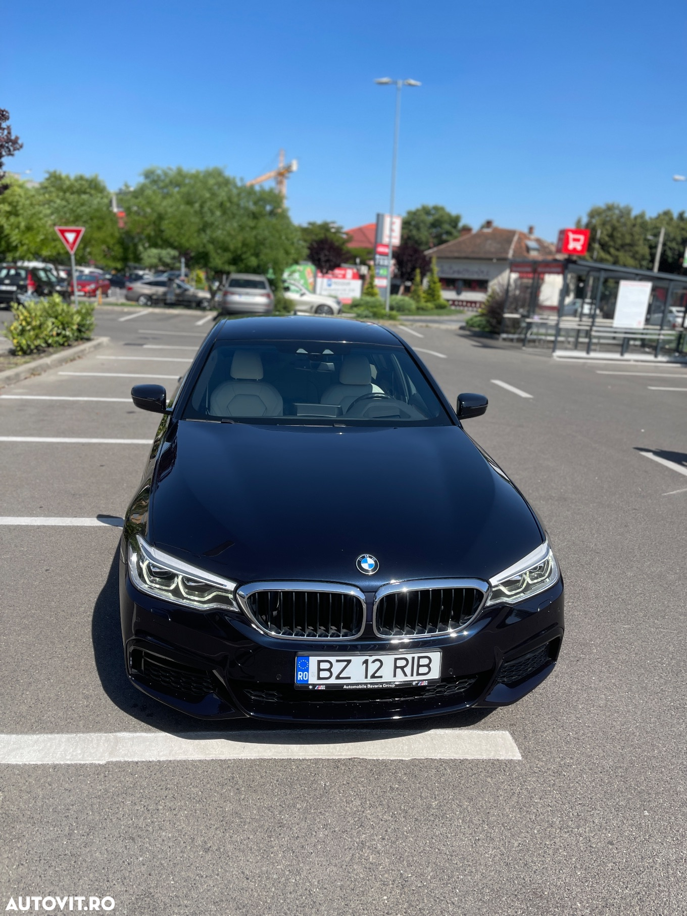 BMW Seria 5 520d xDrive AT - 25