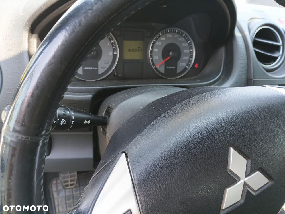 Mitsubishi Colt 1.3 Instyle - 5