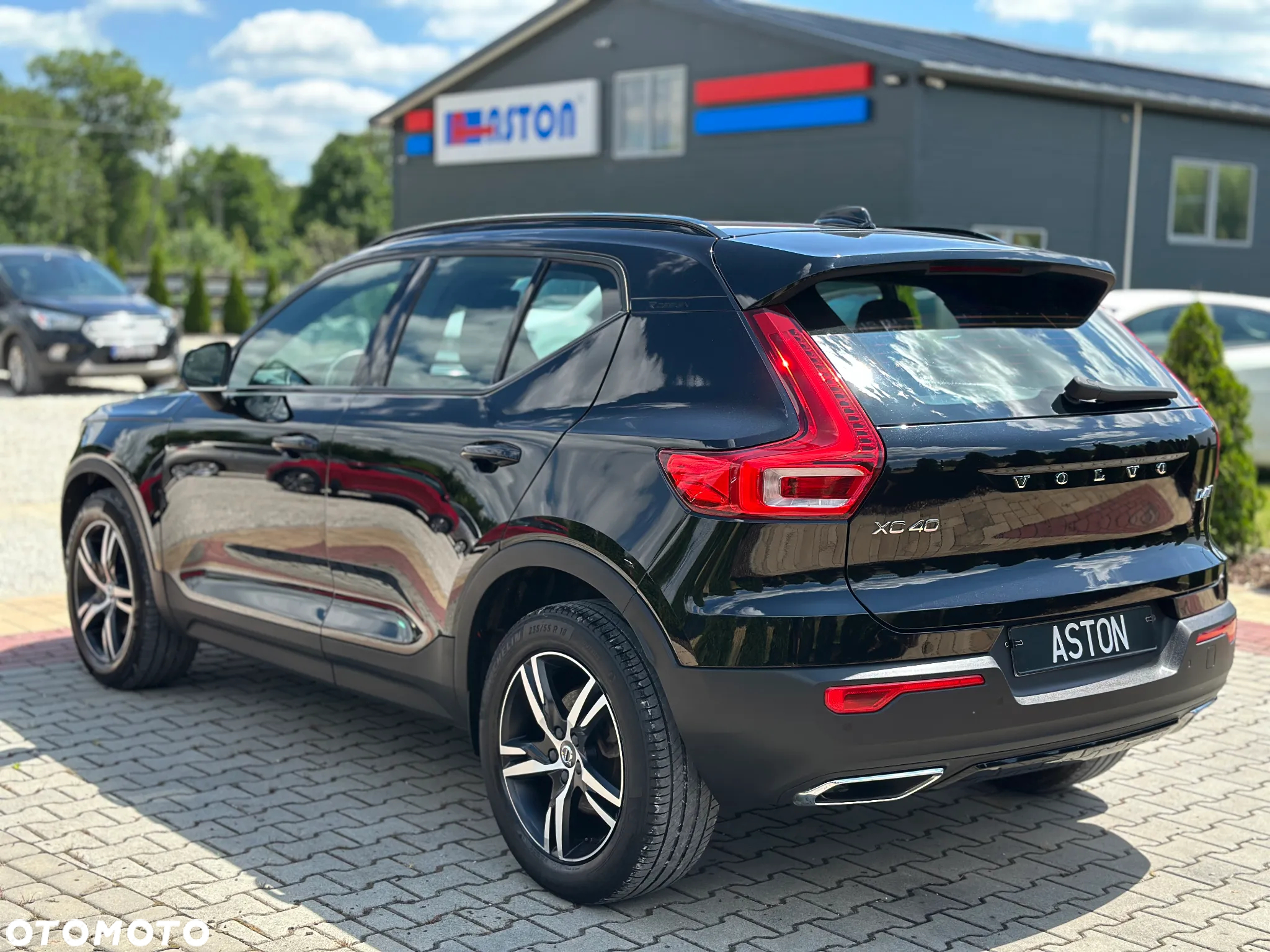 Volvo XC 40 D4 AWD Geartronic R-Design - 10
