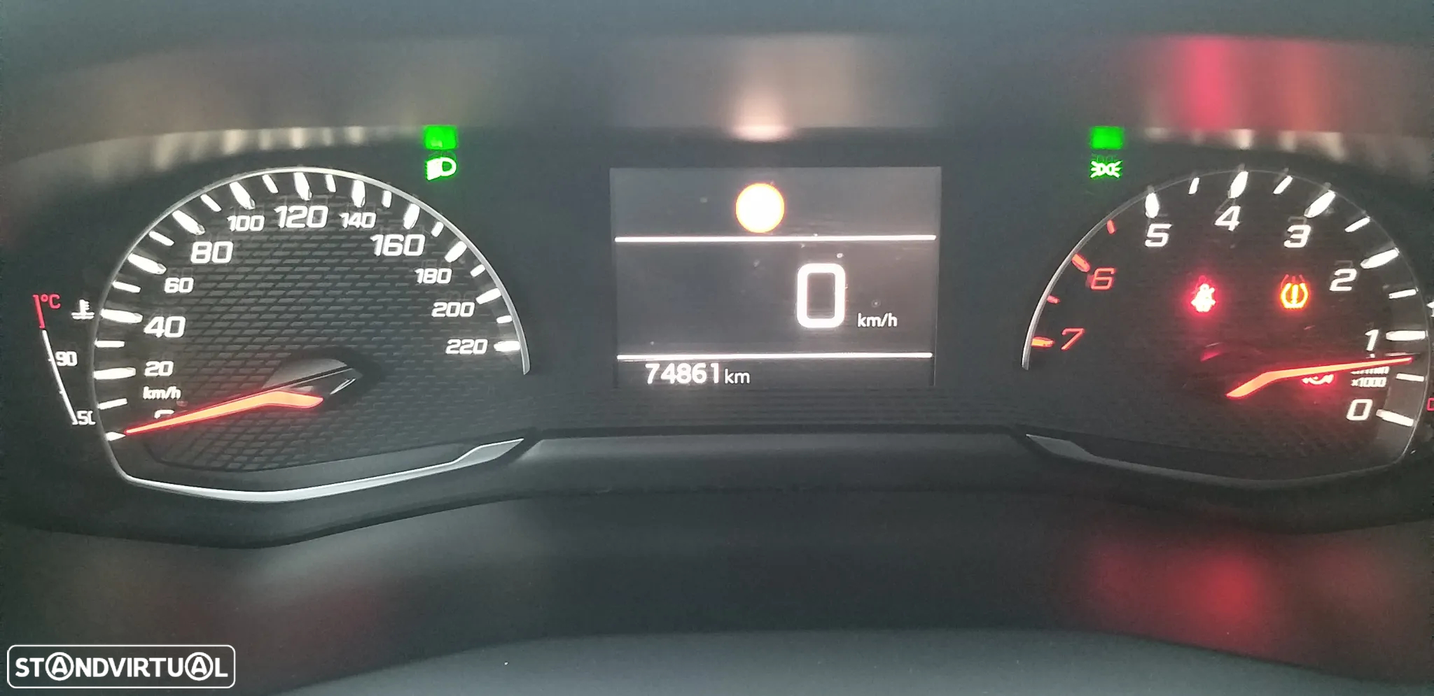 Peugeot 208 1.2 PureTech Allure Pack - 12