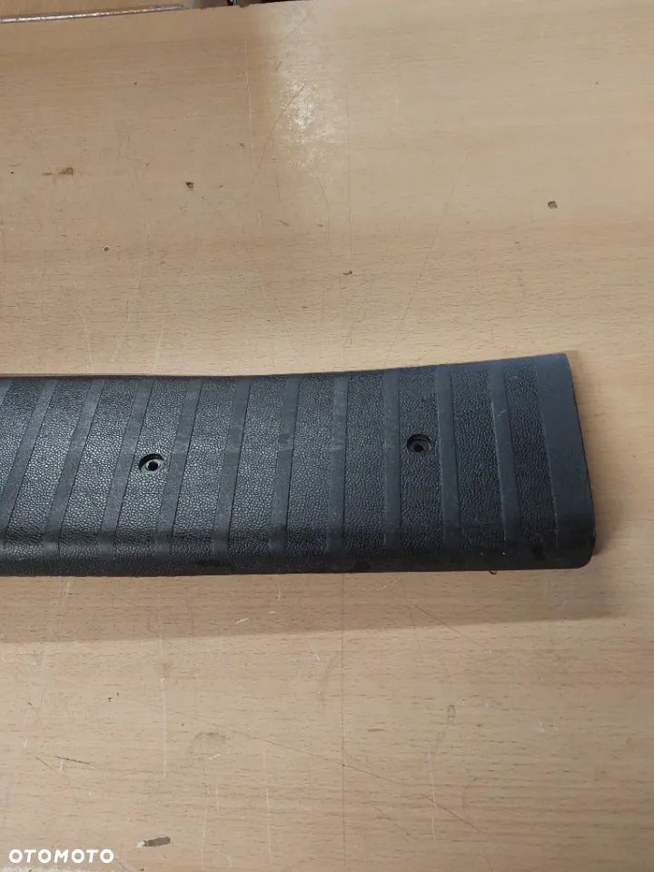 Listwa bagażnika podłogi VW T4 90-03 705863487A - 4