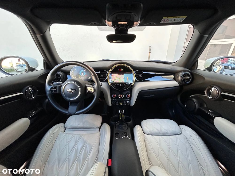 MINI Cooper SE - 9
