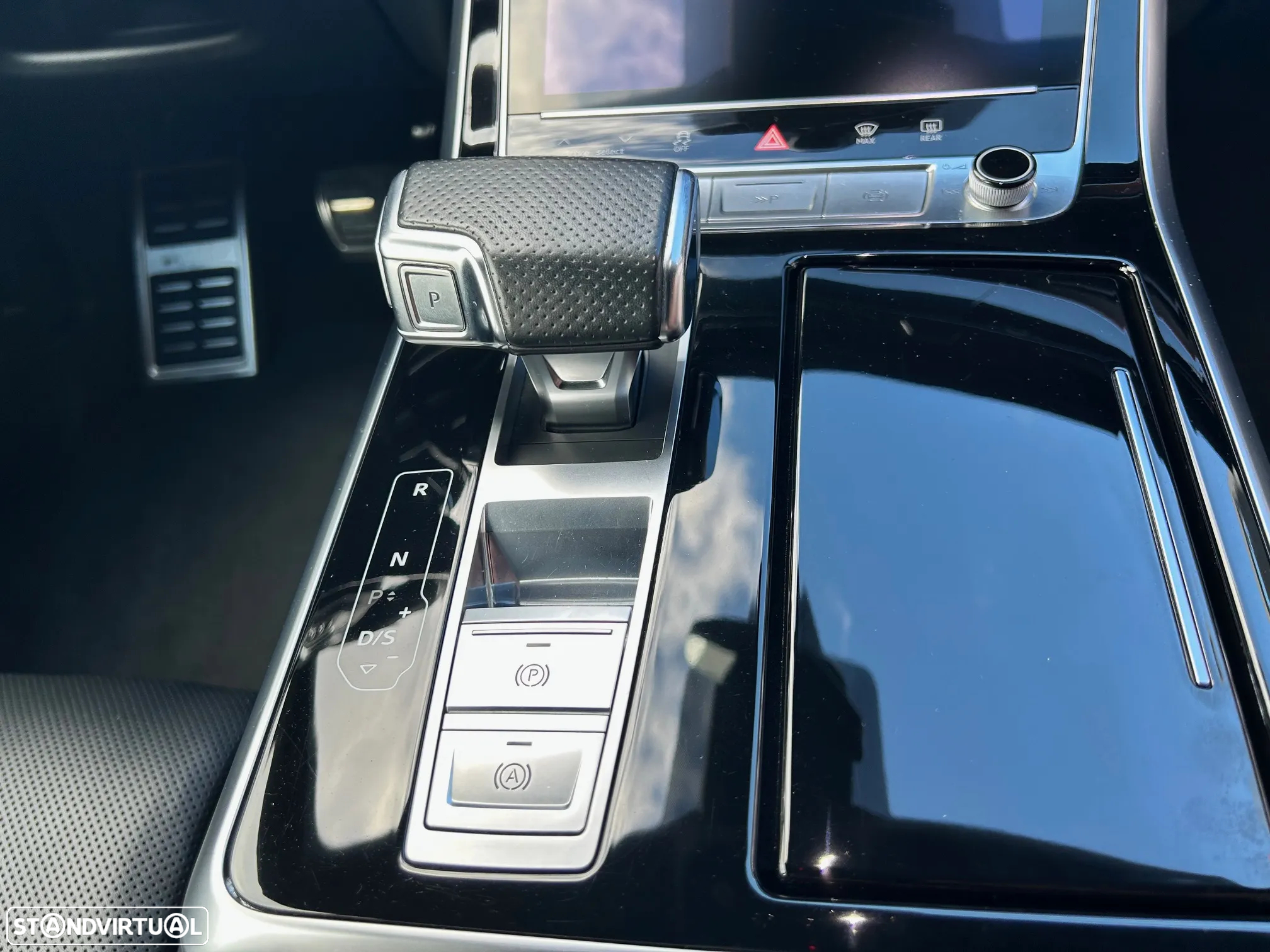 Audi RS Q8 4.0 TFSI quattro Tiptronic - 42