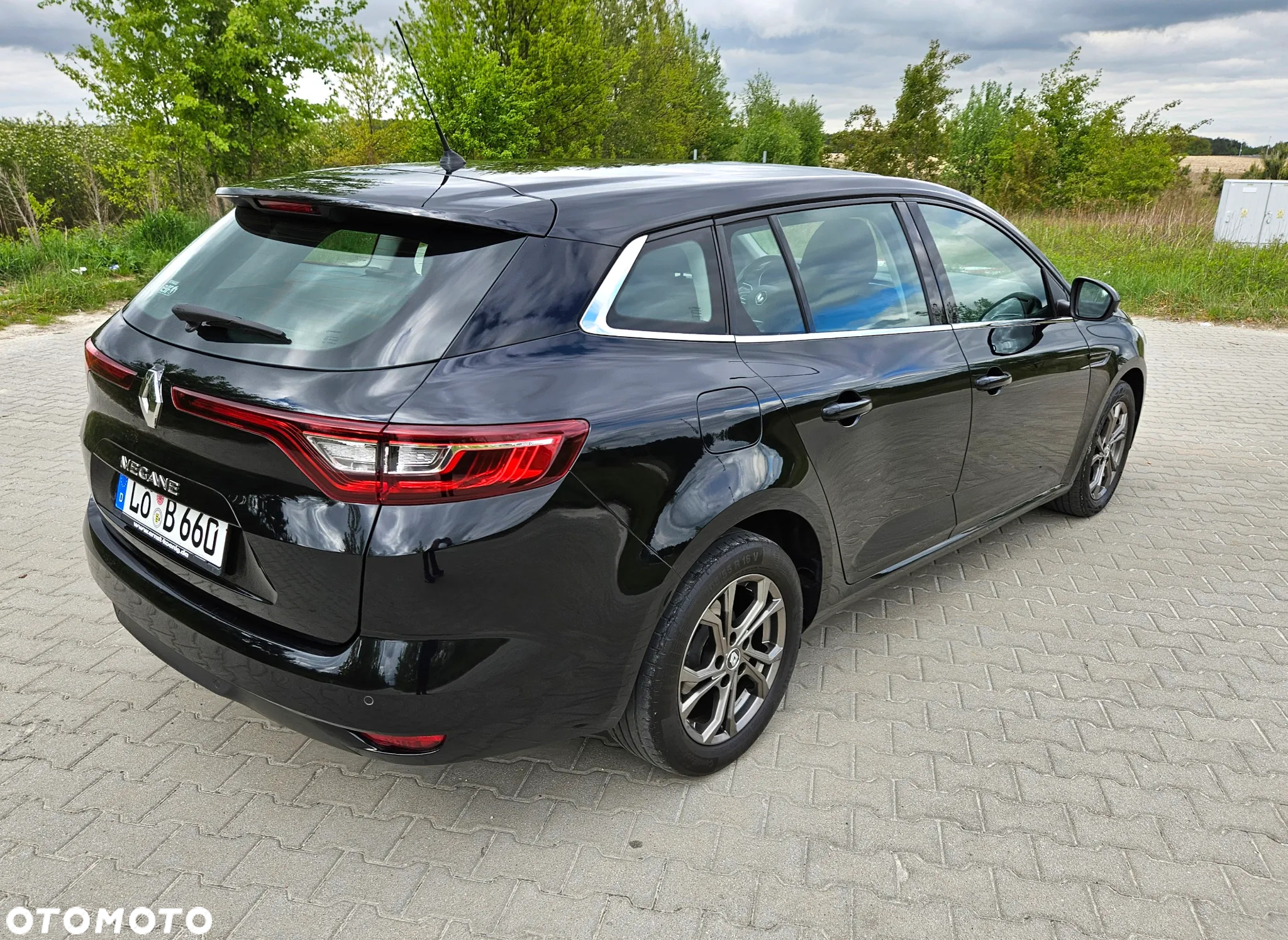 Renault Megane Grandtour ENERGY TCe 130 INTENS - 3