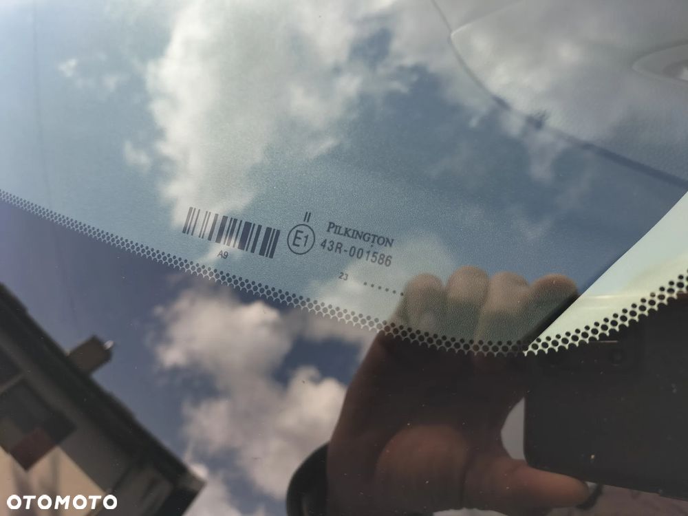 Toyota Yaris Hybrid 1.5 Executive - 30