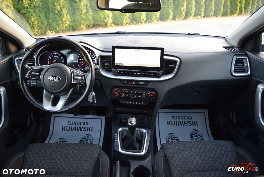 Kia Ceed 1.4 T-GDI L Business Line - 13