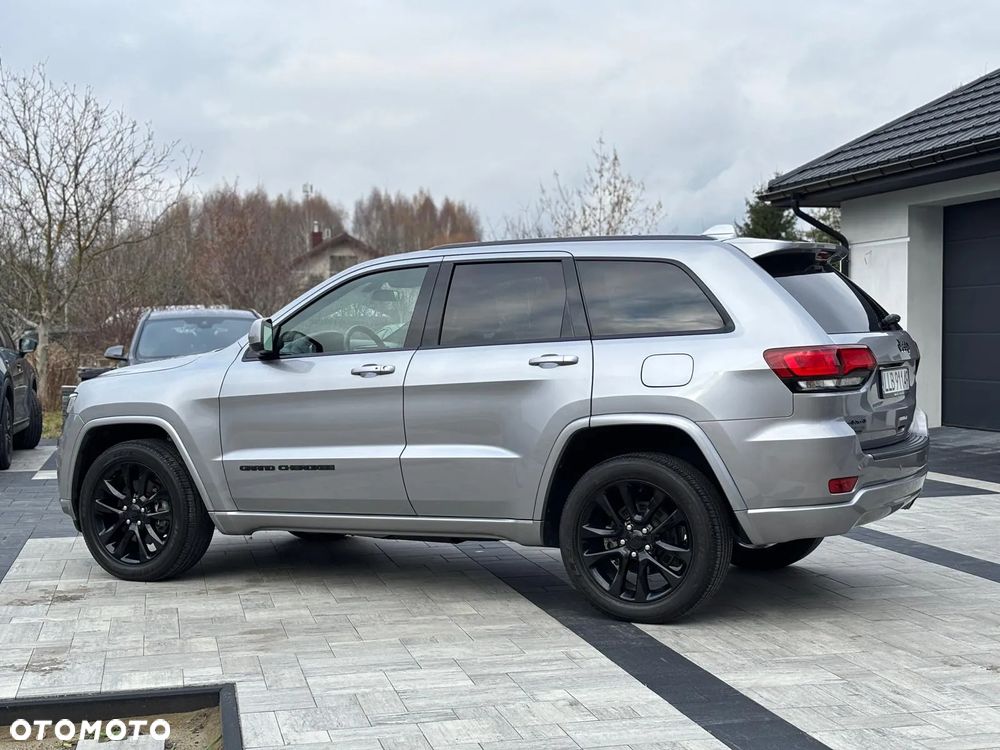 Jeep Grand Cherokee - 5