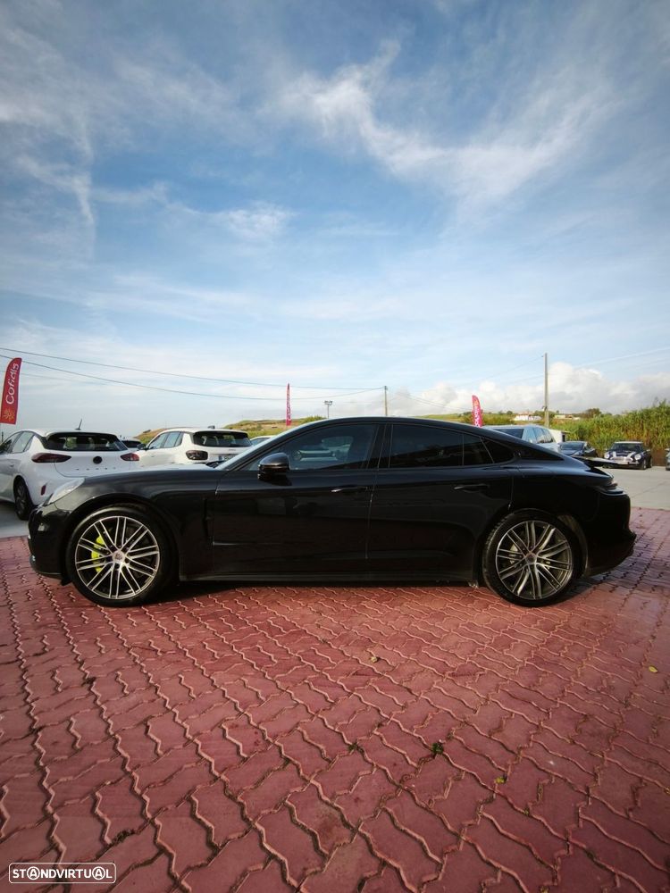 Porsche Panamera 4 E-Hybrid - 6