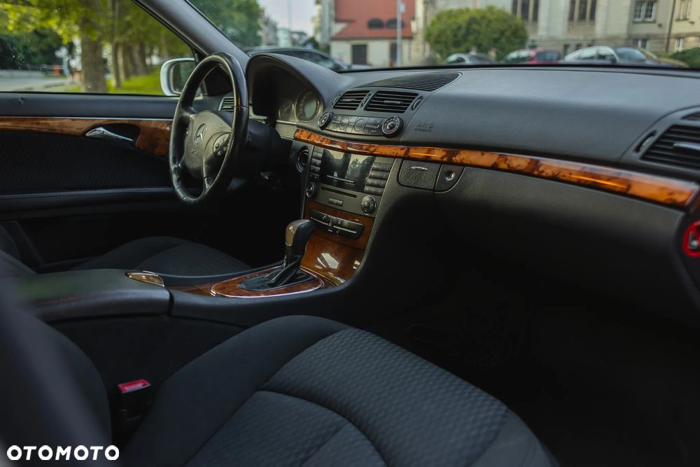 Mercedes-Benz Klasa E 220 CDI Automatik Elegance - 11