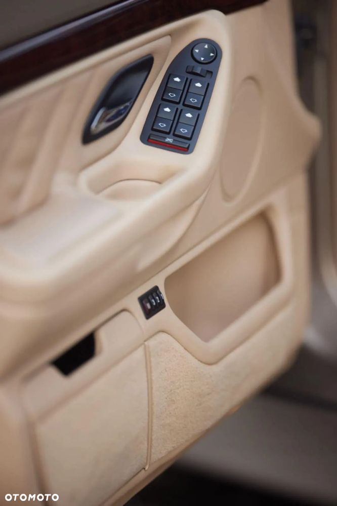 BMW Seria 7 - 23