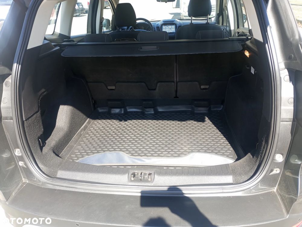 Ford Kuga 2.0 TDCi 4x4 Cool & Connect - 36