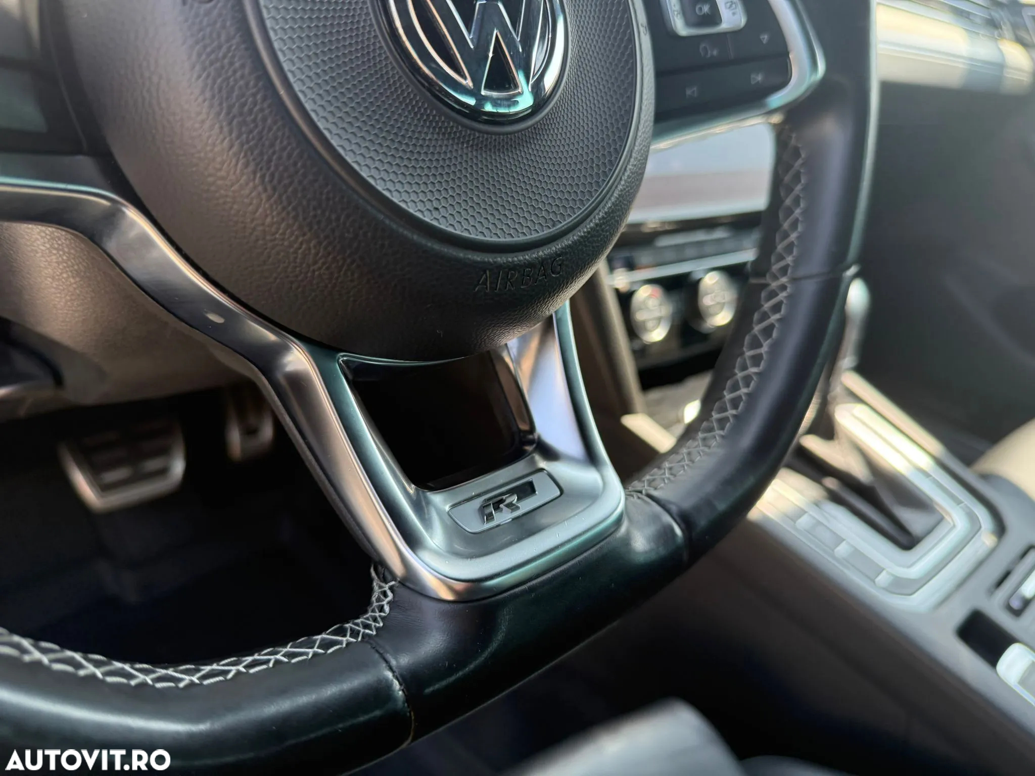 Volkswagen Passat 2.0 TDI DSG R Executive - 28