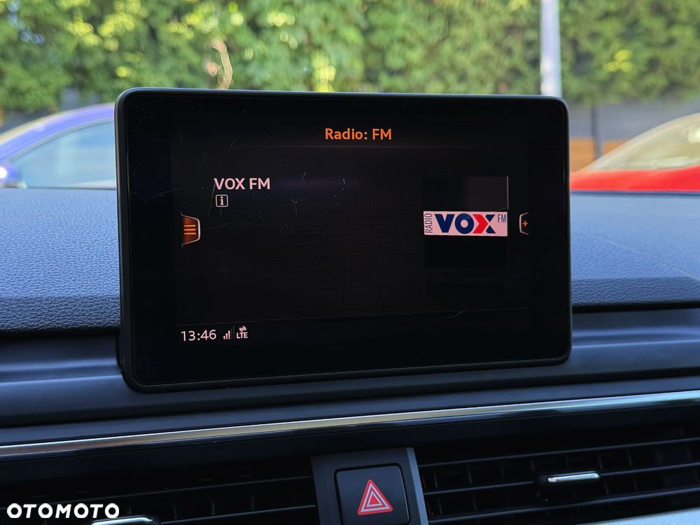 Audi A4 Avant 2.0 TDI ultra design - 32