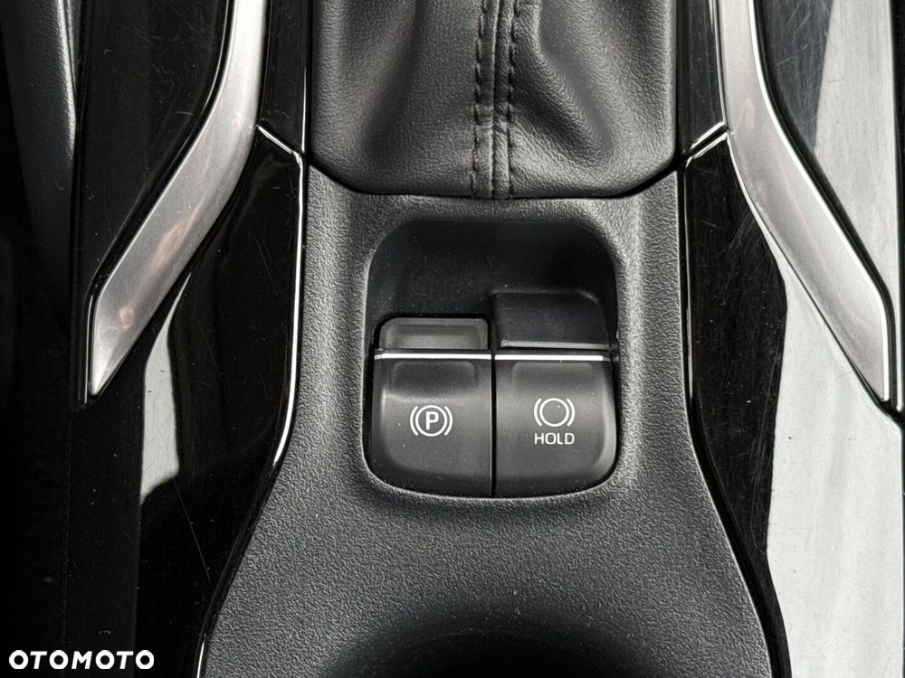 Toyota Corolla 1.8 Hybrid Comfort - 22