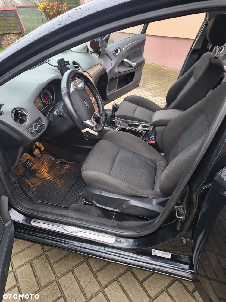 Ford Mondeo 2.0 Titanium - 14