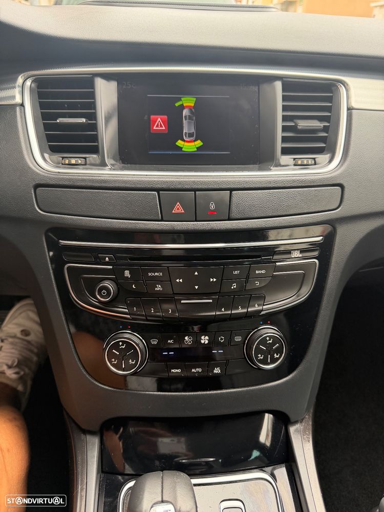 Peugeot 508 RXH 2.0 HDi Hybrid4 Limited Edition 2-Tronic - 26