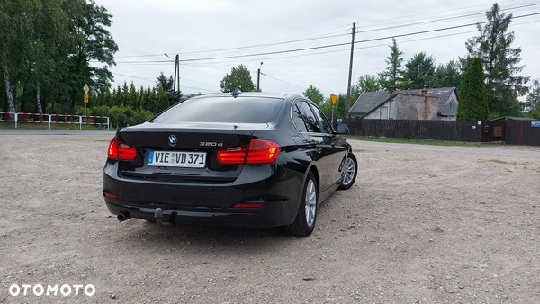 BMW Seria 3 320d Luxury Line