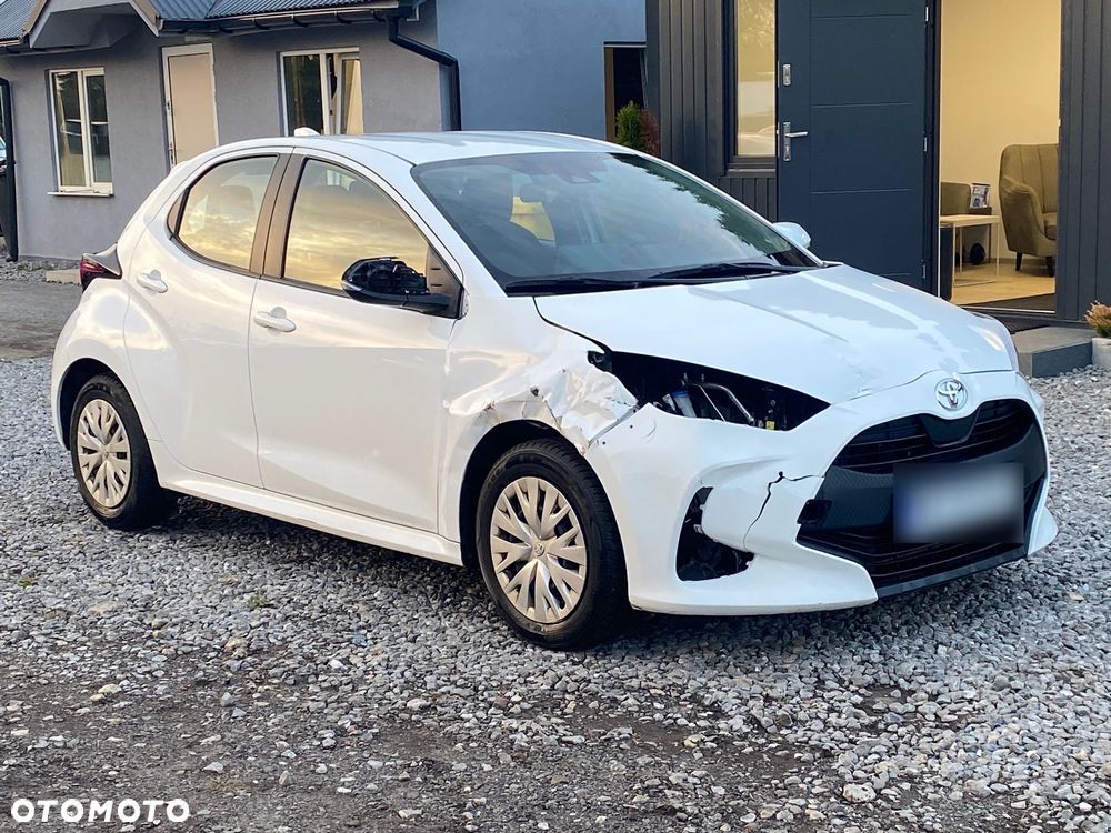 Toyota Yaris 1.0 Active - 8