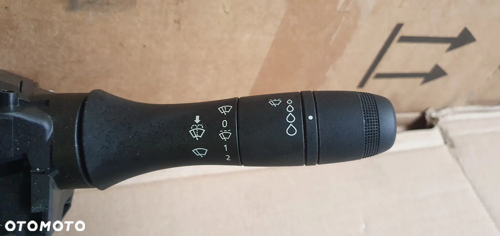 Przełącznik zespolony manetki pająk taśma Nissan Primastar III 255544385R - 3