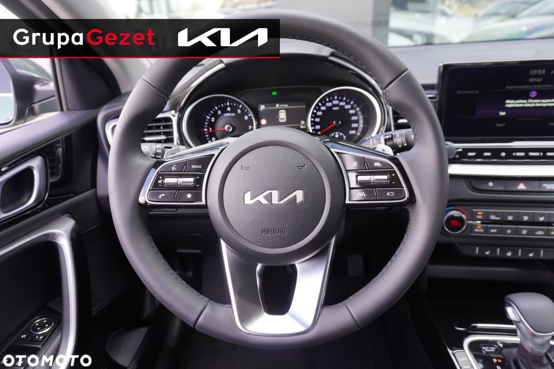 Kia Ceed - 4