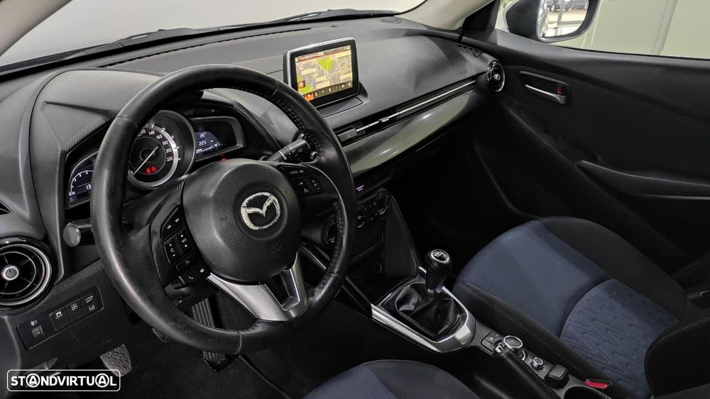 Mazda 2 1.5 Sky.Evolve Navi - 17