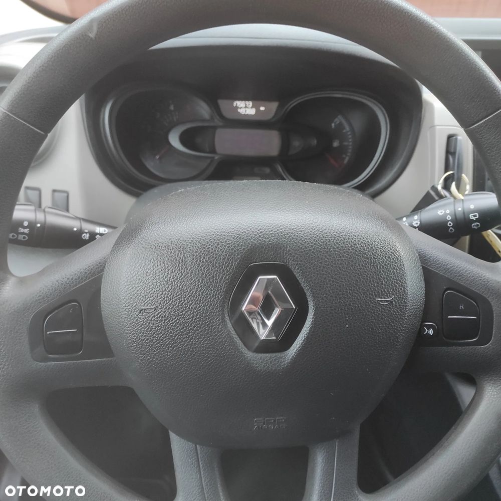 Renault Trafic - 8