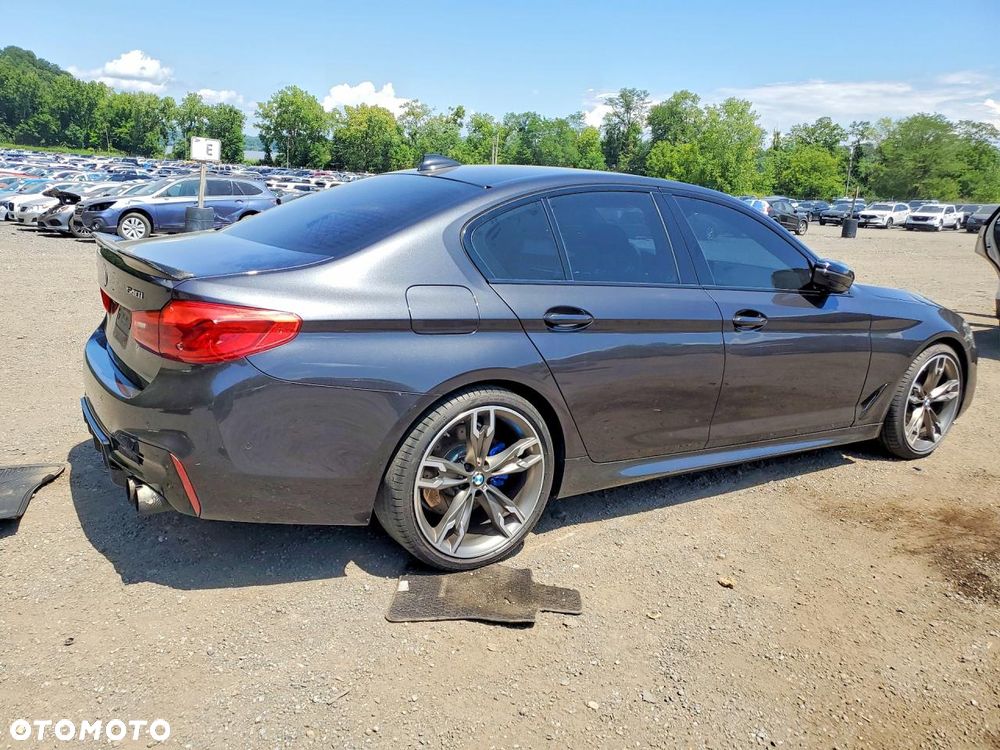 BMW Seria 5 540i xDrive Sport - 3