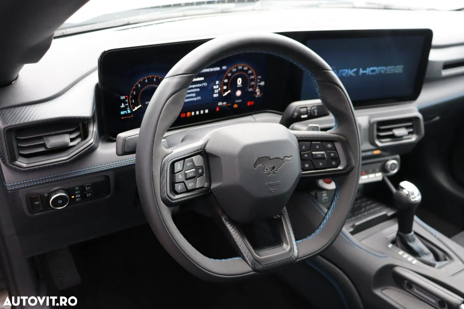Ford Mustang 5.0 V8 Aut. Dark Horse - 12