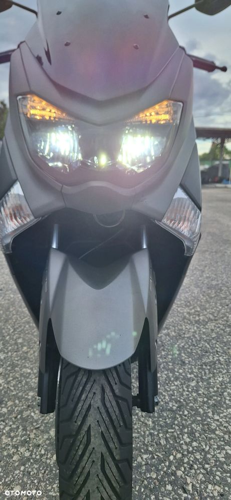 Yamaha NMAX - 26