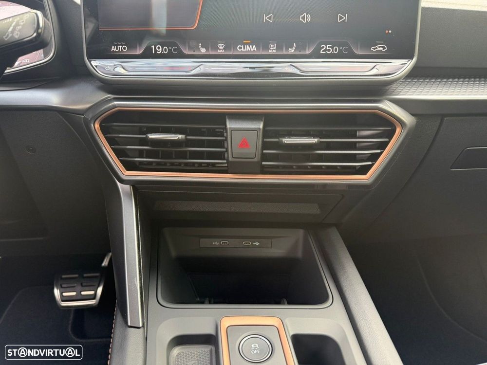 Cupra Formentor 1.5 eTSI DSG - 44