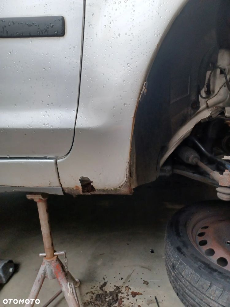 Volkswagen Golf - 11