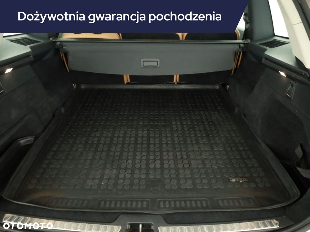 Volvo XC 90 - 13