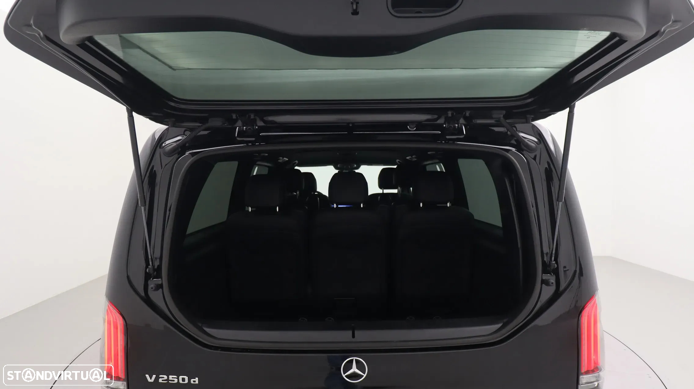 Mercedes-Benz V 250 d Longo Avantgarde - 37