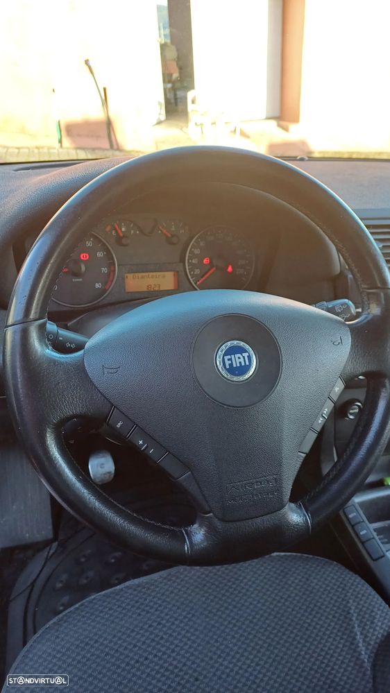 Fiat Stilo Multiwagon 1.6 16V Dynamic - 11