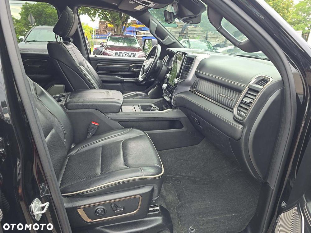 RAM 1500 Crew Cab Laramie - 8