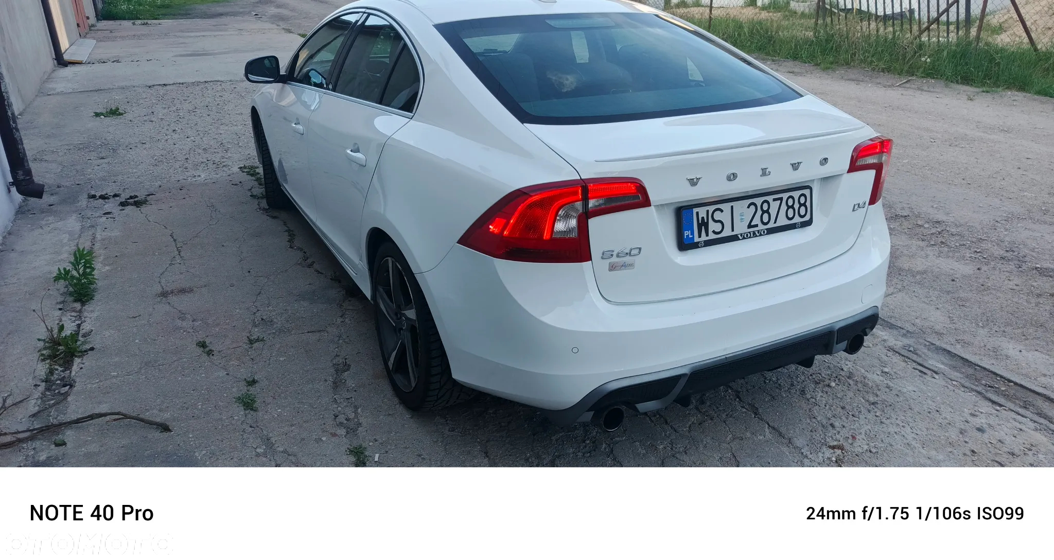 Volvo S60 D4 R-Design - 9