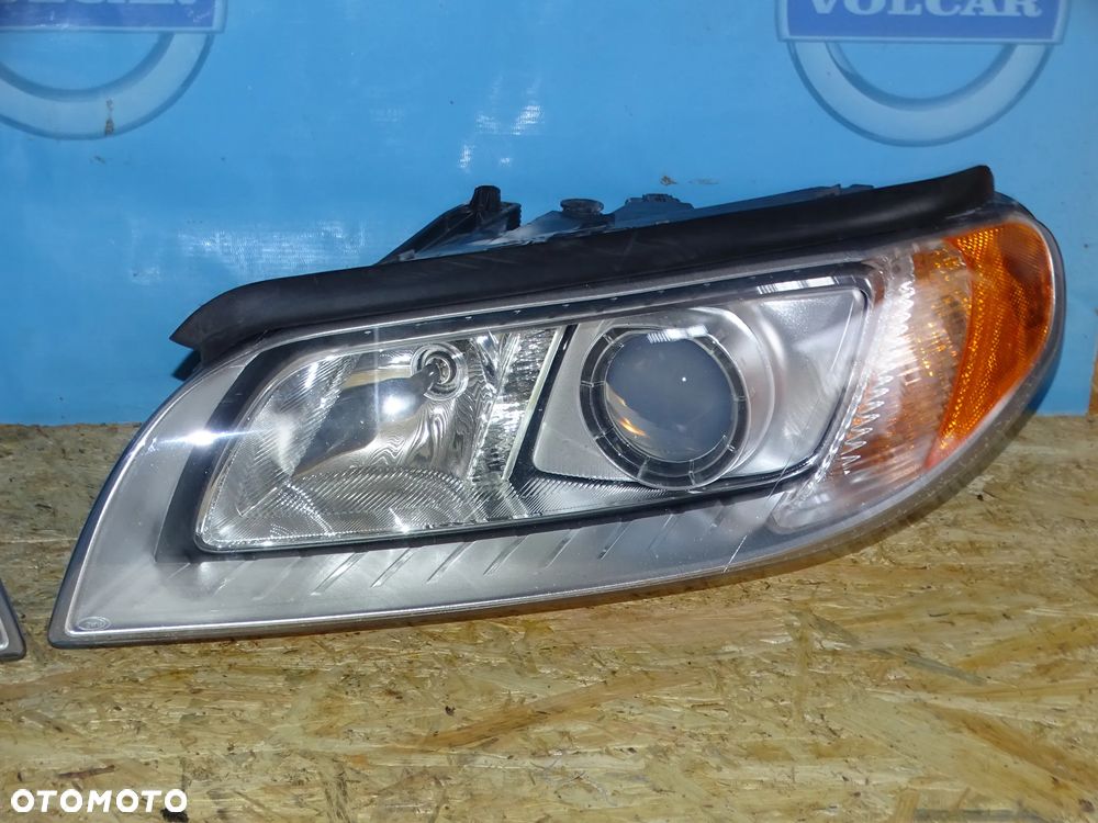 LAMPA PRAWA LEWA VOLVO V70, S80 XENON EUROPA 2007-2013 - 3