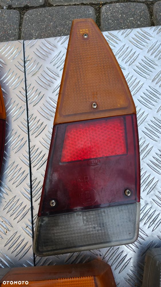Lampa prawy tył VW Passat B1 sedan kombi passat B2 kombi - 11