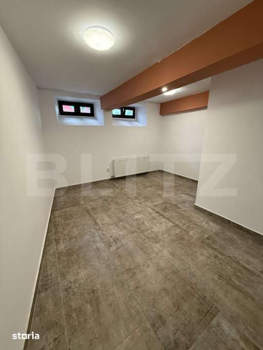 Apartament de vanzare, cu 2 camere, 65 mp, zona centrala — fotografia 2