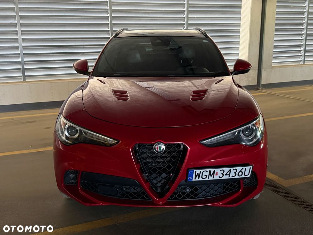 Alfa Romeo Stelvio 2.9 V6 Bi-Turbo Quadrifoglio Q4 - 3