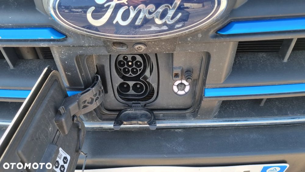 Ford Transit - 33