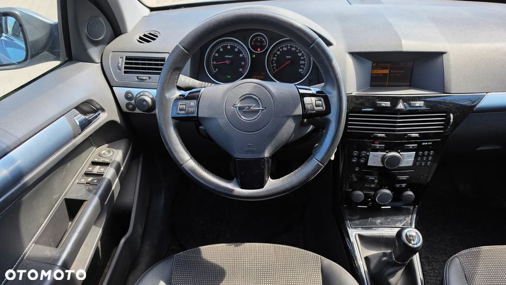 Opel Astra - 8