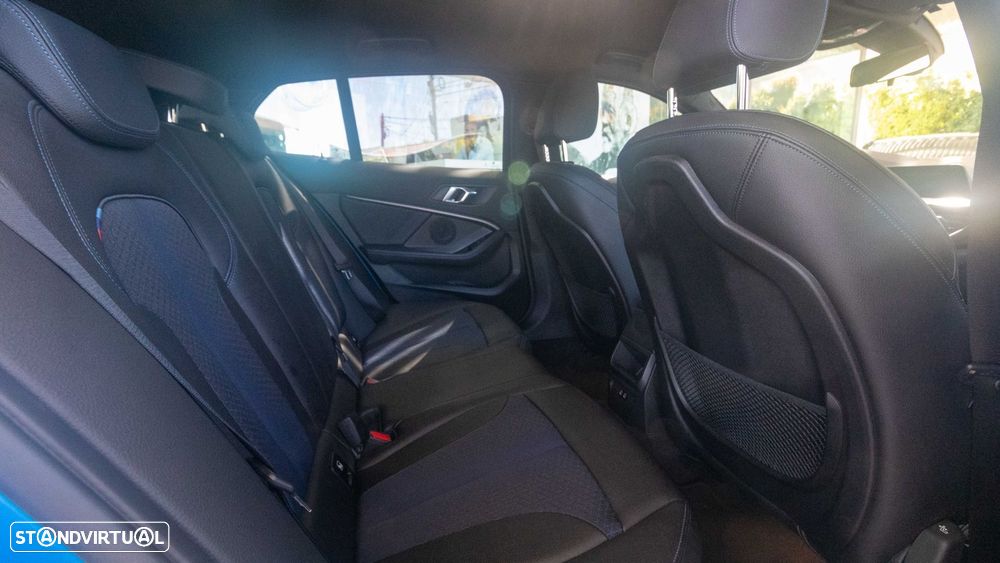 BMW 116 d Pack Desportivo M - 8
